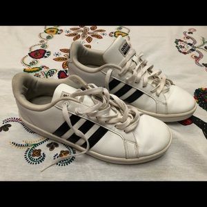 Mens Adidas Cloudfoam sneakers size 10